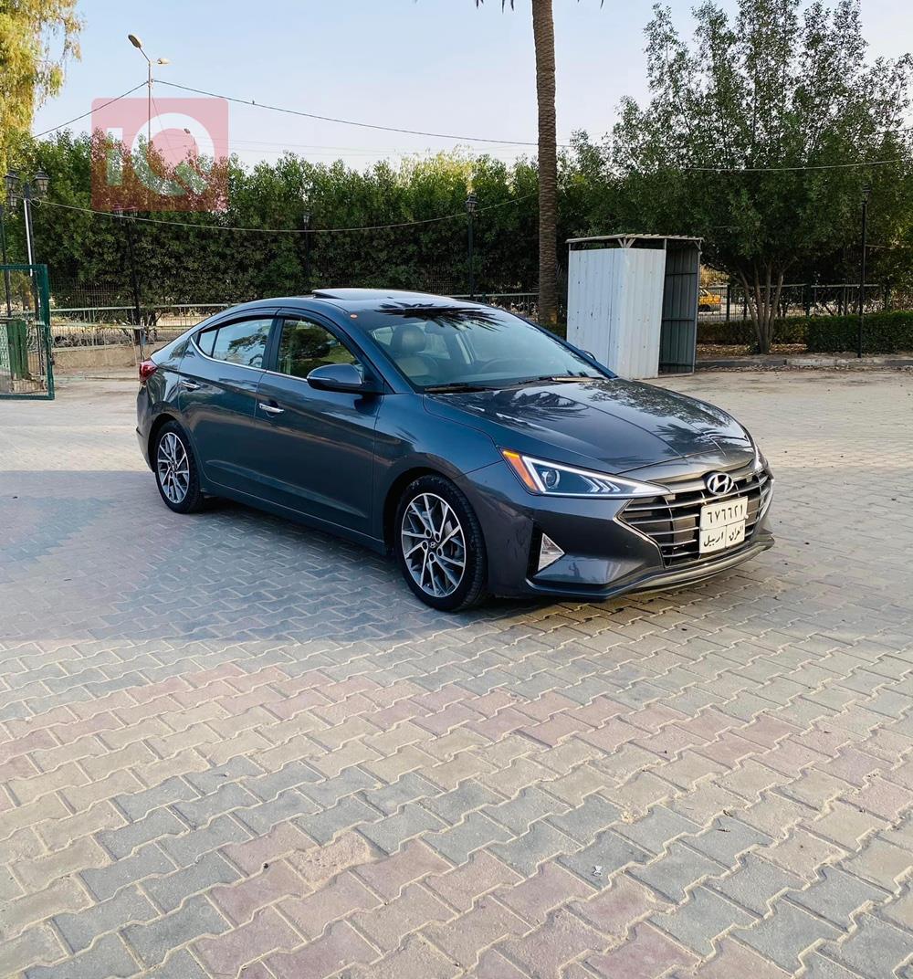 هیوندای ئەلەنترا
